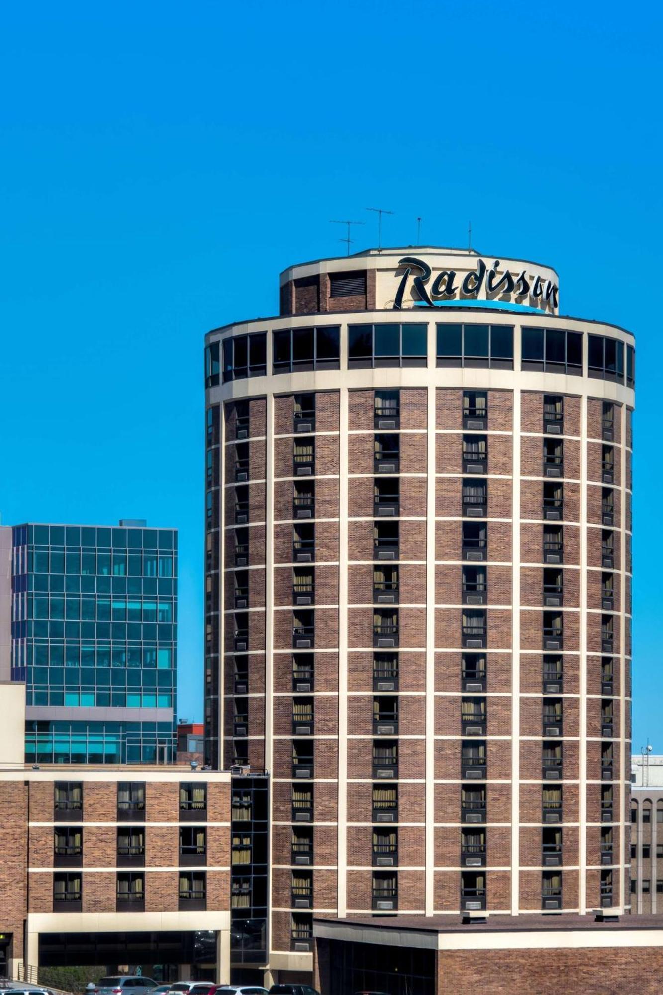 Radisson Hotel Duluth-Harborview Екстер'єр фото